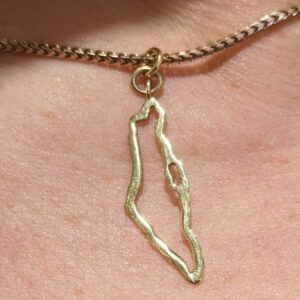 photo of the necklace the author described. 